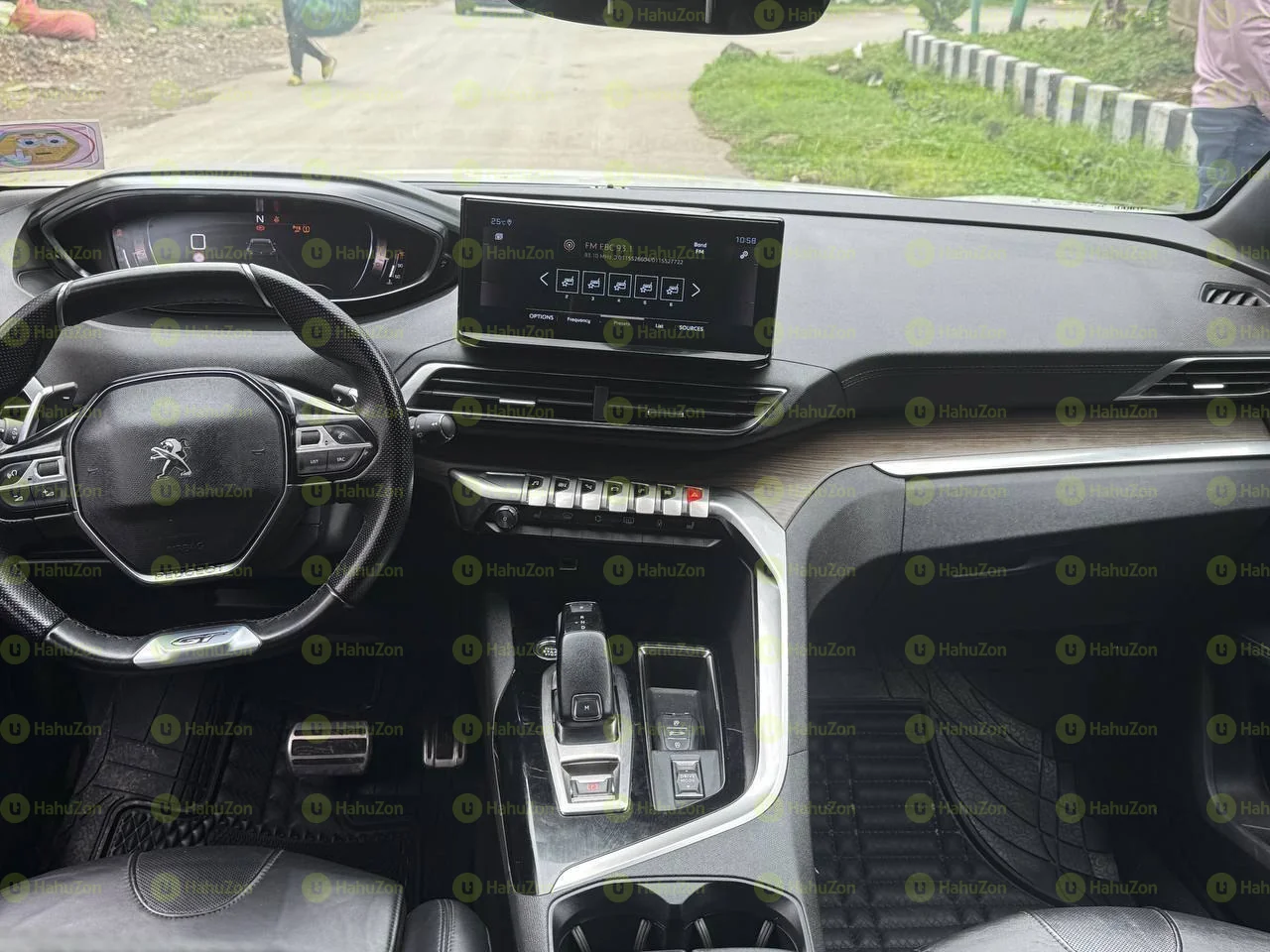 2022 Model-Peugeot 5008 GT Line