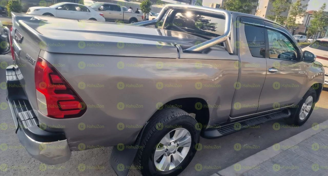 2016 Model-Toyota Revo Hilux