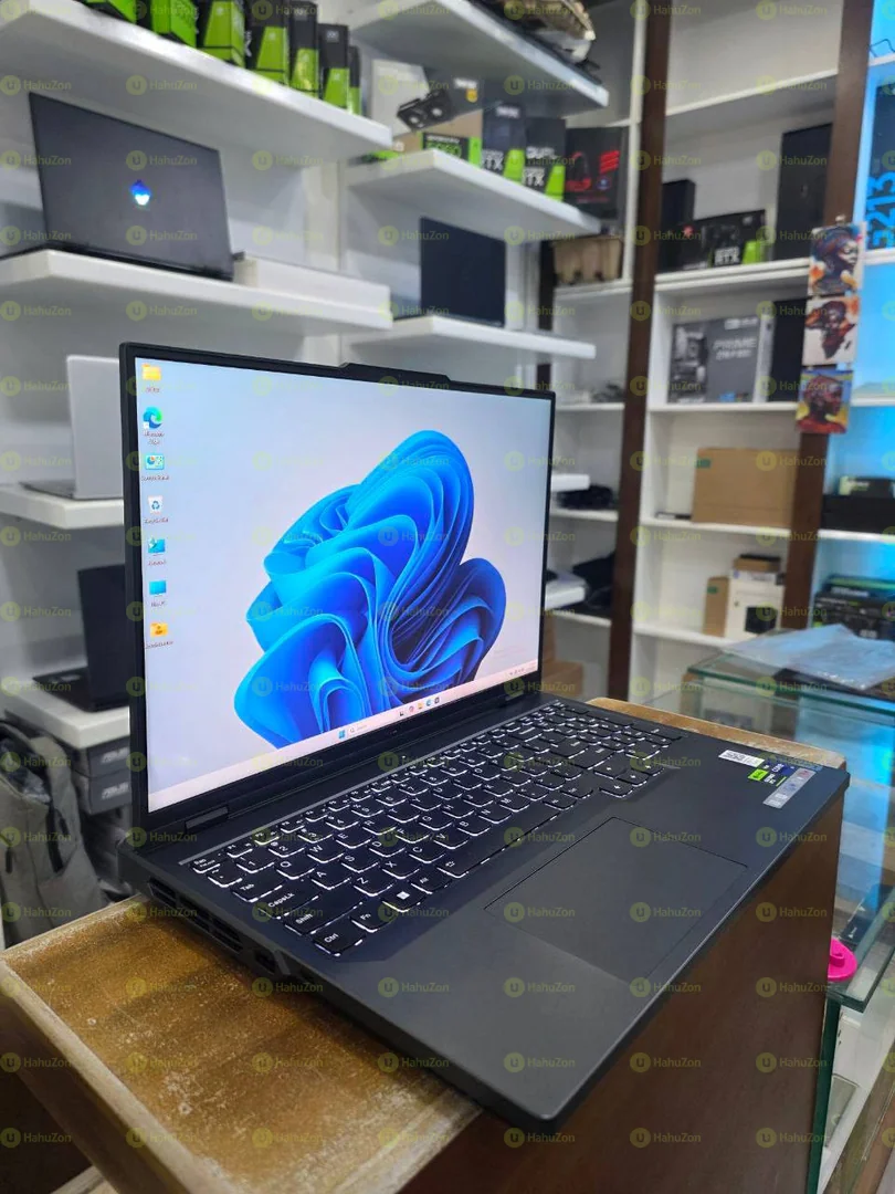 Lenovo Legion Y9000 Intel Core i9 14900Hx 14th Gen Laptop