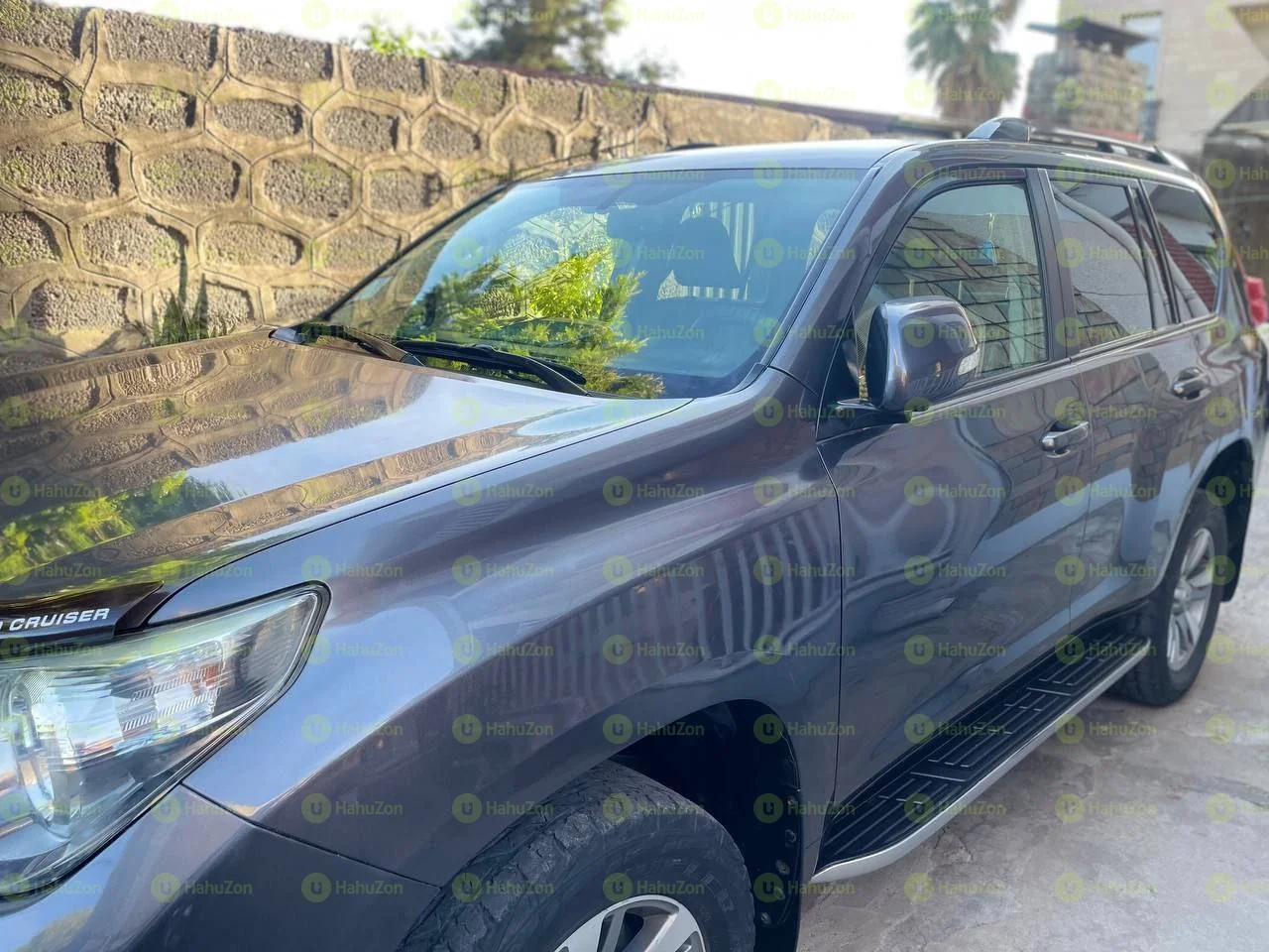 2013 Model-Toyota Landcruiser Prado