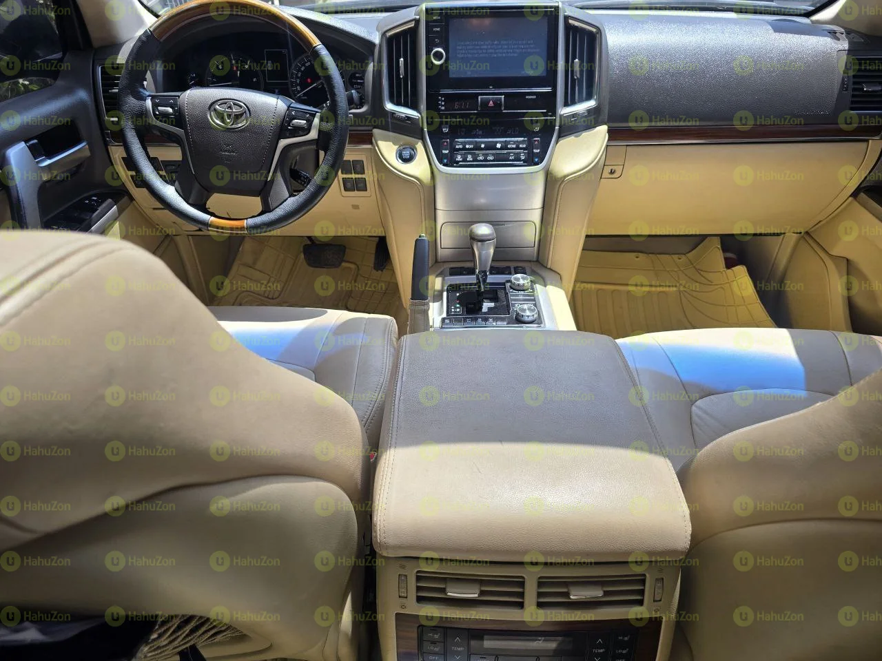 2016 Model-Toyota Land Cruiser V8 VX.R