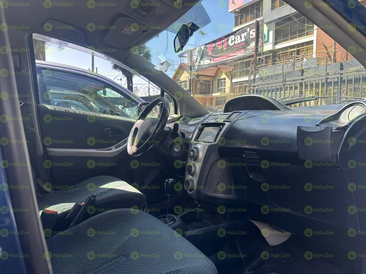 2007 Model-Yaris Compact