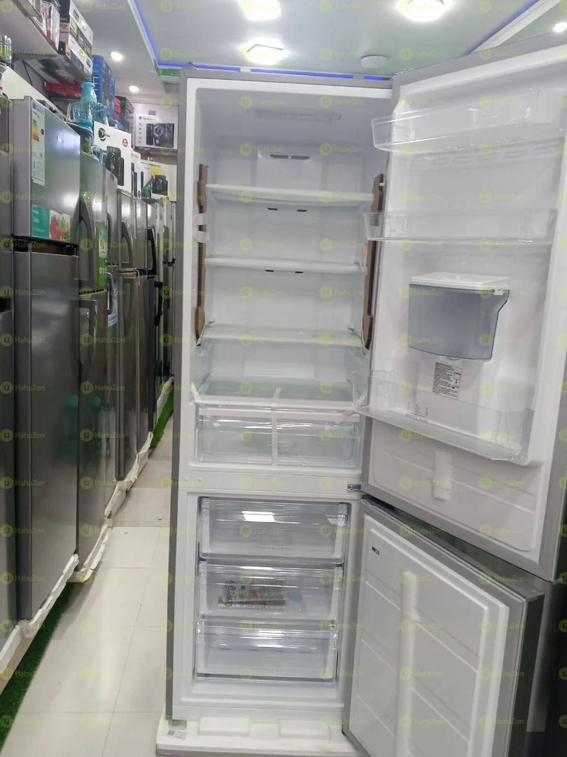 Midea 424 L Fridge