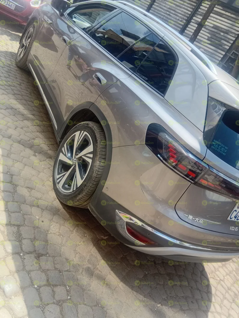 2023 Model-Volkswagen  ID6 Crozz Pro