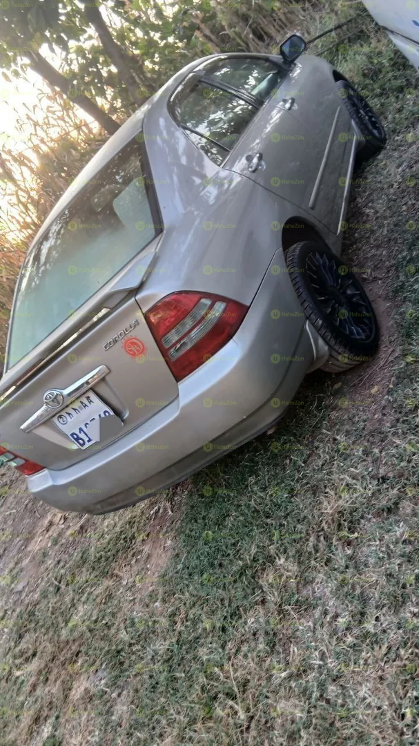 2003 Model-Toyota Corolla