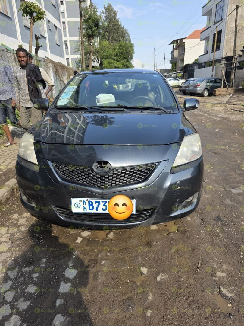 2012 Model-Toyota Yaris Belta