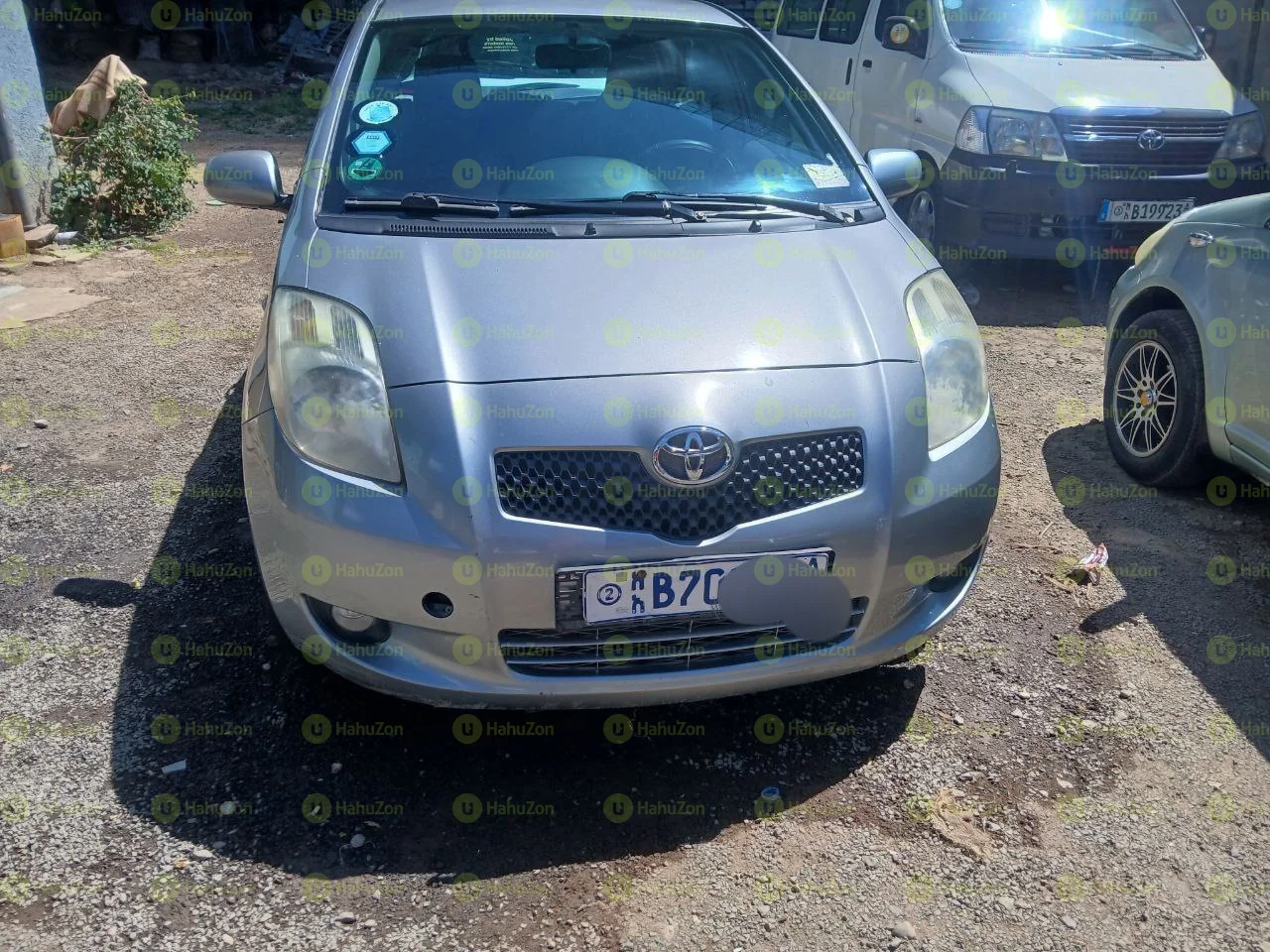 2009 Model-Toyota Yaris Compact