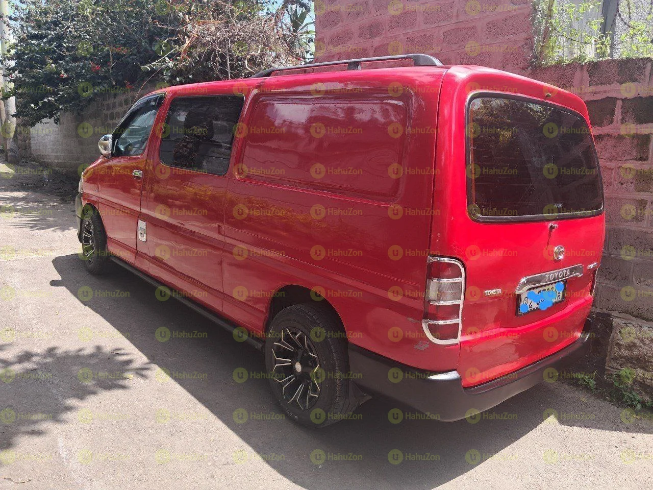2007 Model-Toyota Hiace Half Van