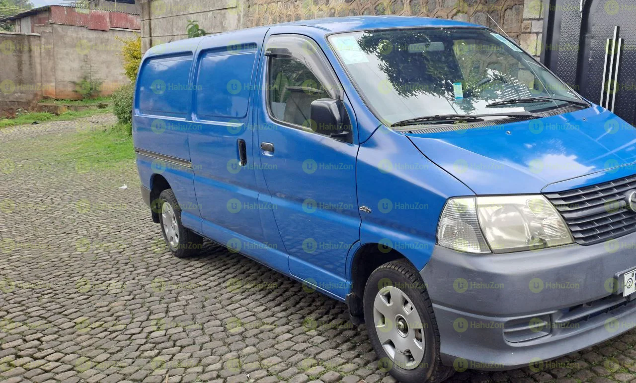 2007 Model-Toyota Hiace
