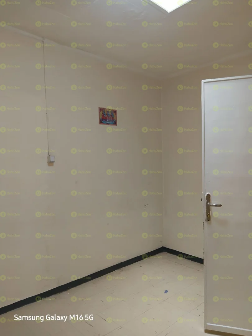 220 ካሬ የሚሸጥ ቤት በሲኤምሲ ሚካኤል