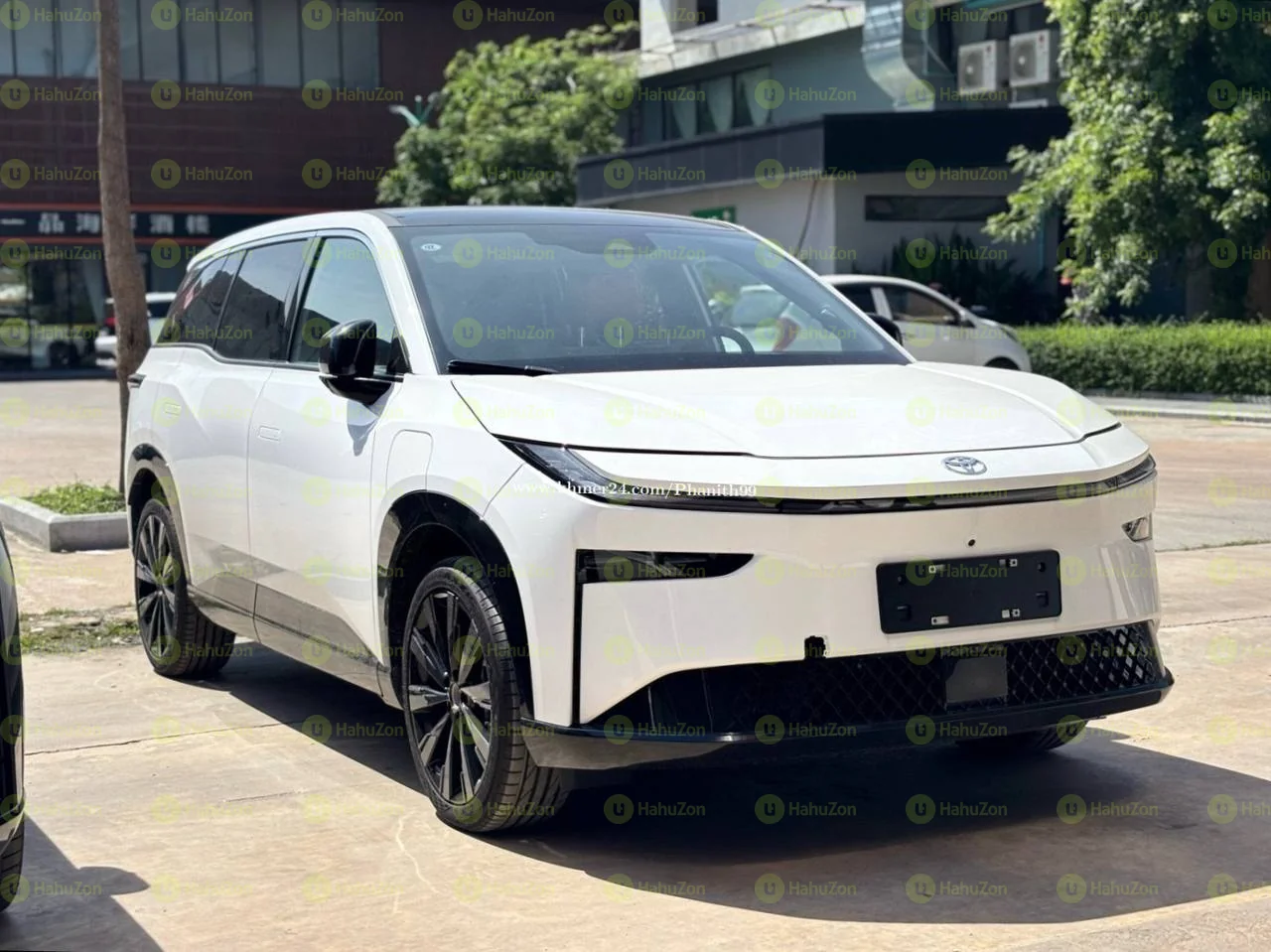 2025 Model-Toyota BZ3X Long Range