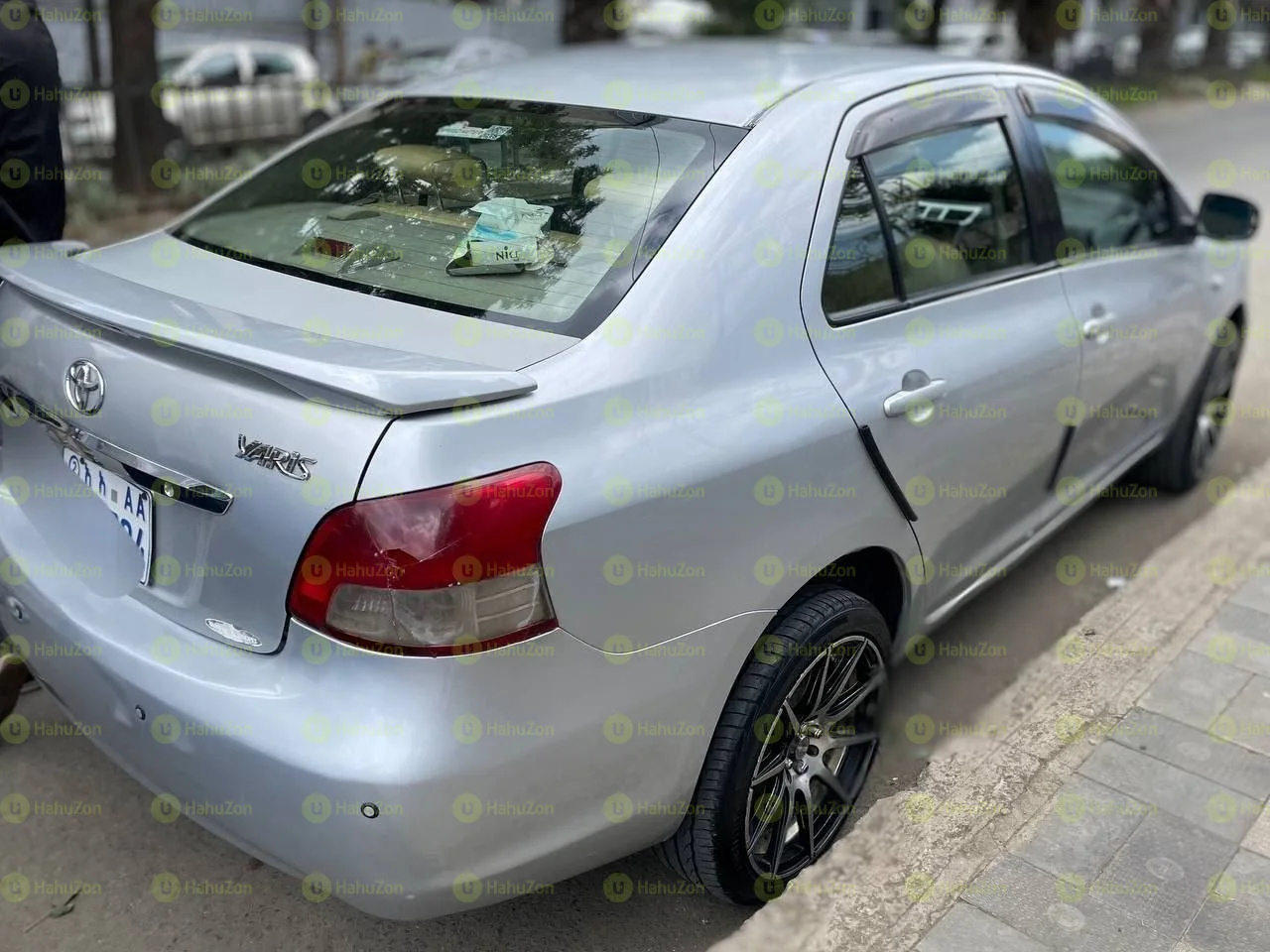 2007 Model-Toyota Yaris Belta