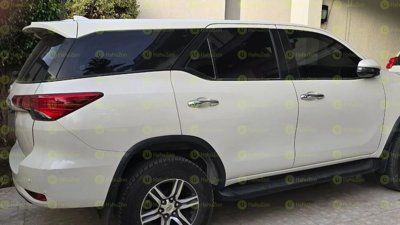 2017 Model-Toyota Fortuner