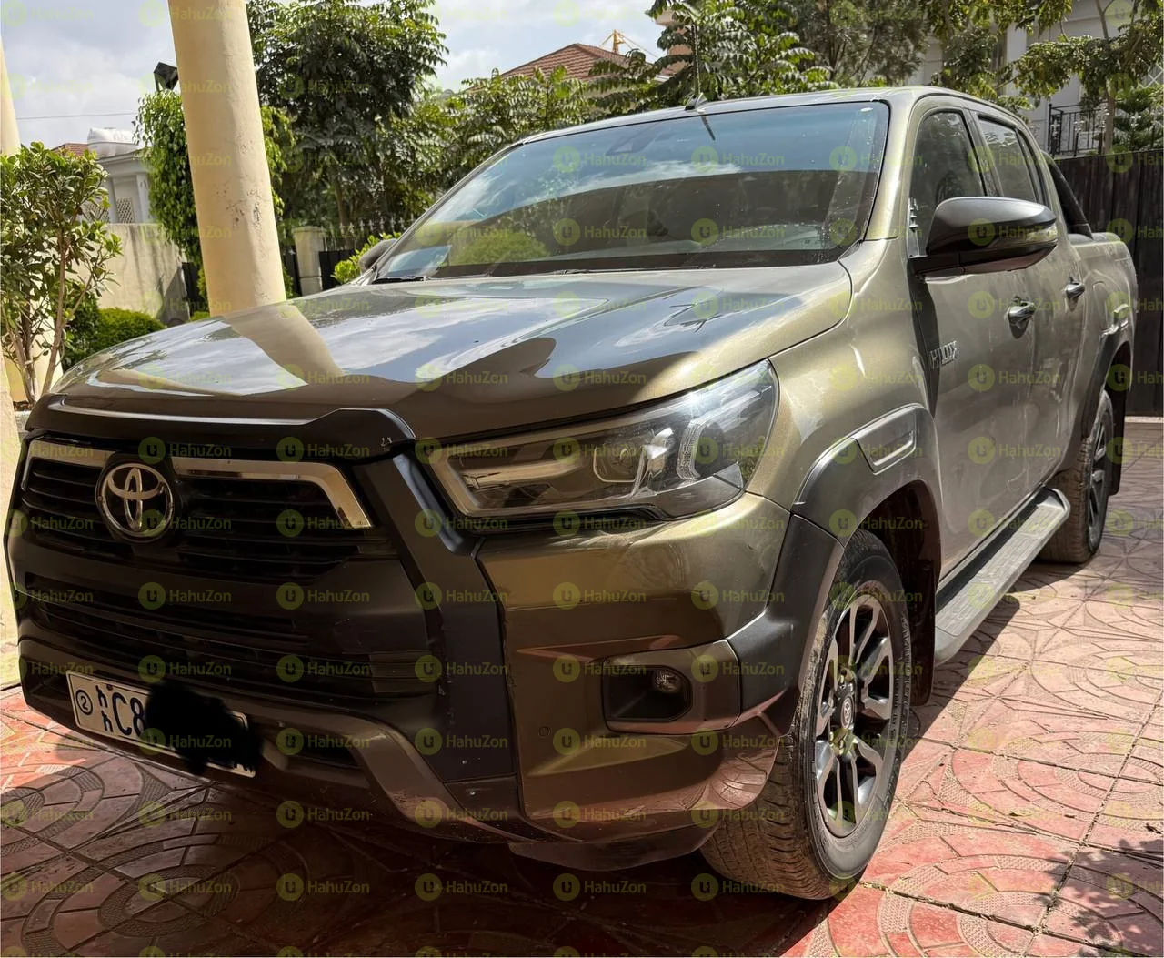 2022 Model-Toyota Hilux Invincible