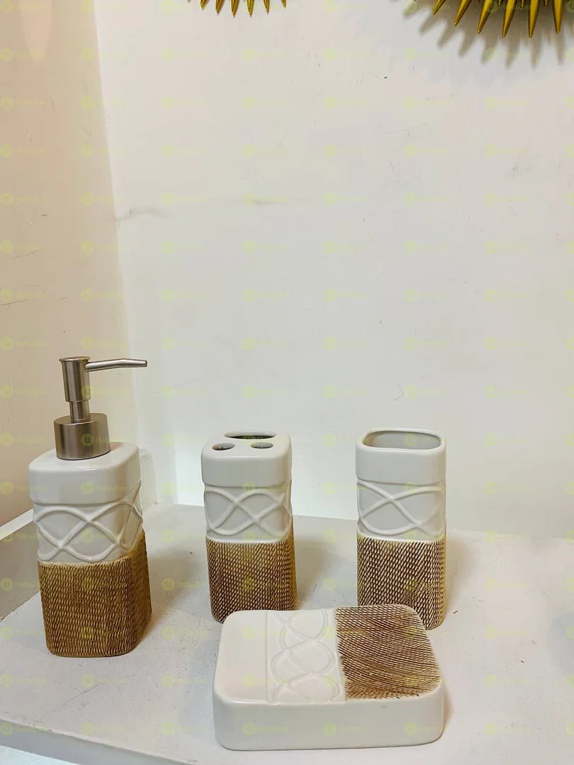 Ceramic Bathroom Set of 4