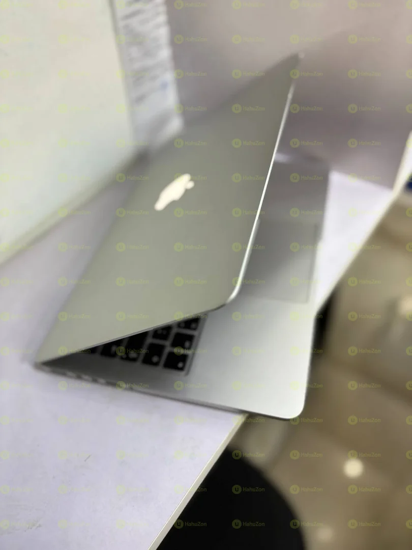 Apple Macbook pro Core i5 2014 Laptop