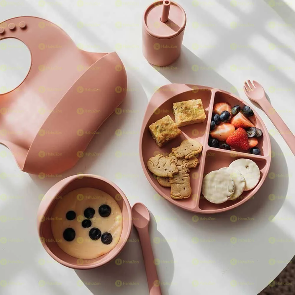 ከሲልከን የተሰራ የልጆች መመገቢያ  ሙሉ ሴት