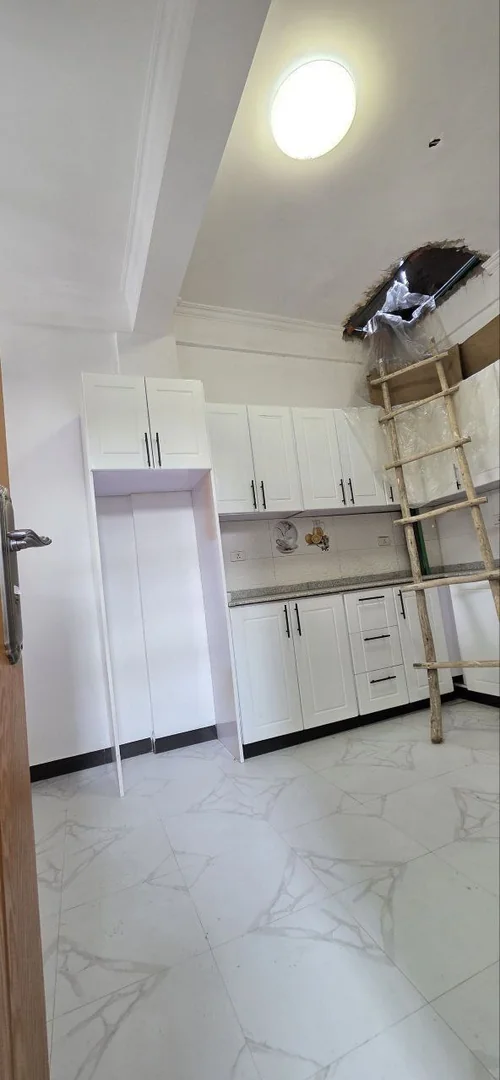 94 ካሬ የሚሸጥ G+3 ቤት በአያት