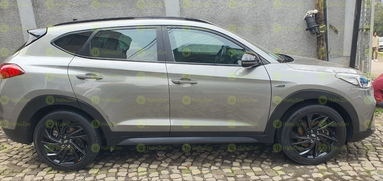 2020 Model-Hyundai Tucson