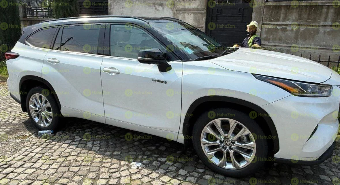 2024 Model-Toyota Highlander