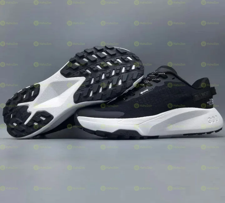 The North Face Altamesa 300 Trial Running Black White Men's Shoes