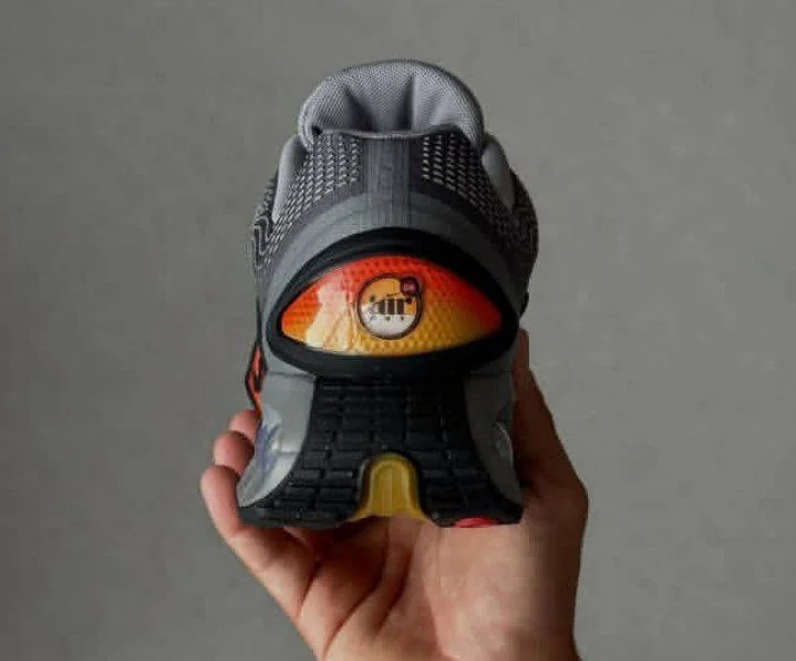 Nike Air Max DN Metallic Silver Men's Shoes