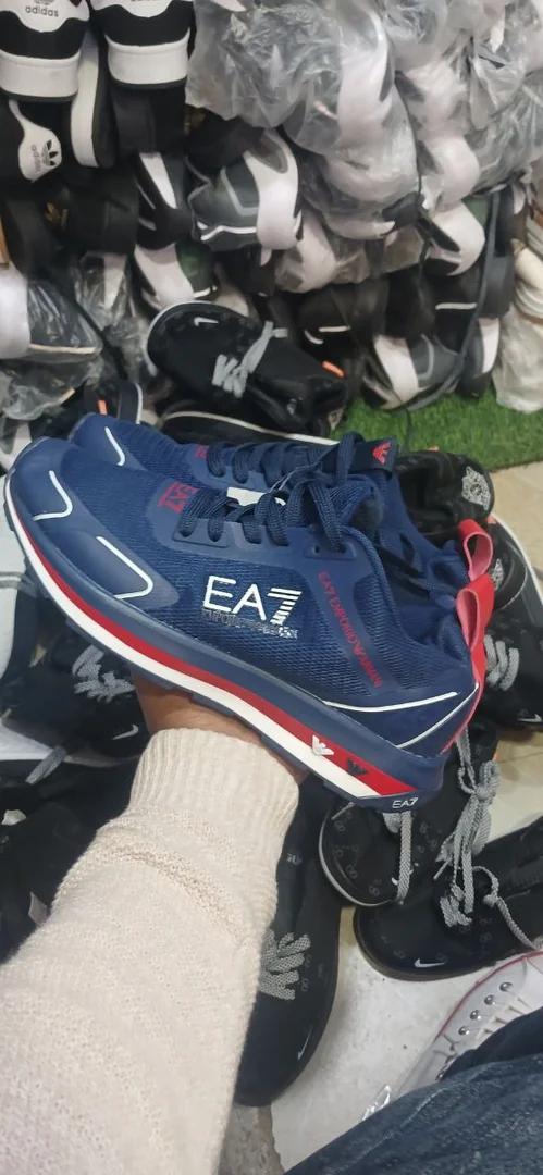 EA7 Emperor Armany Men's Shoes