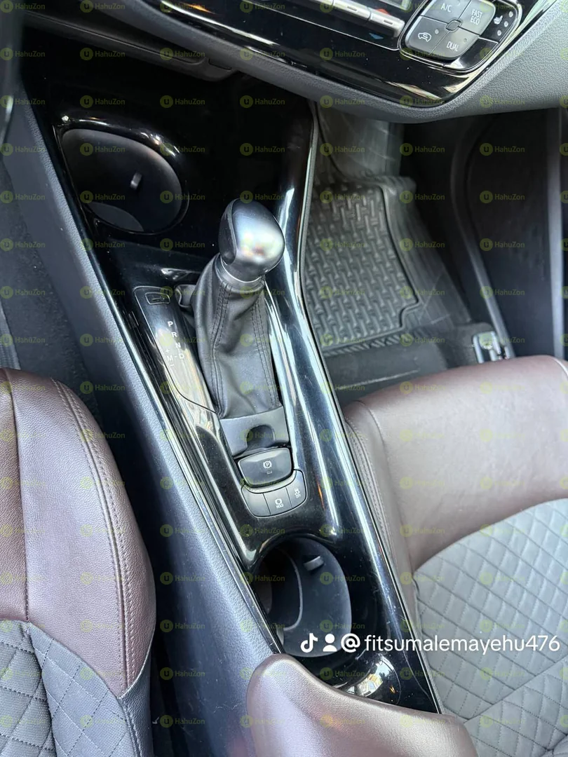 2020 Model-Toyota CHR