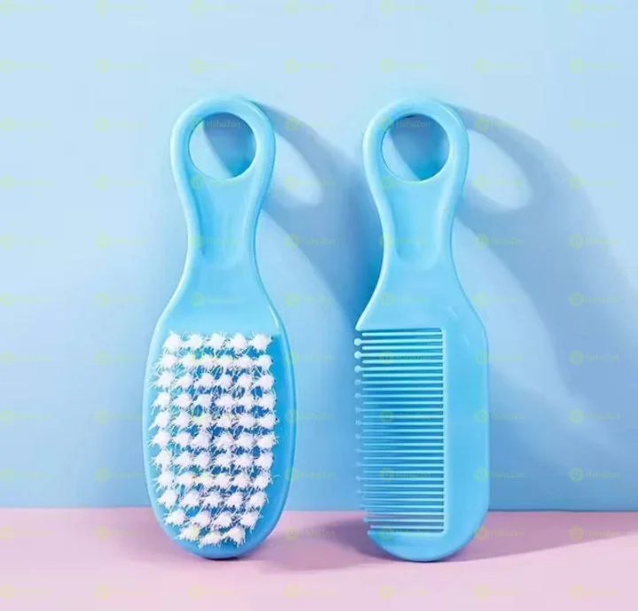 የልጆች ማበጠሪያና ብሩሽ አንድ ለይ የያዘ