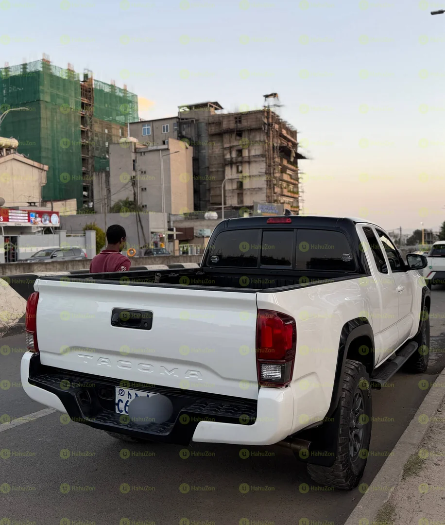2018 Model-Toyota Tacoma