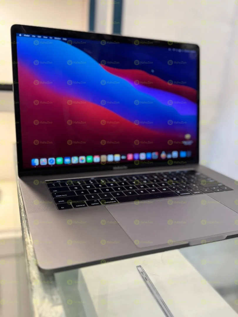 Apple Macbook Pro 2016 Laptop