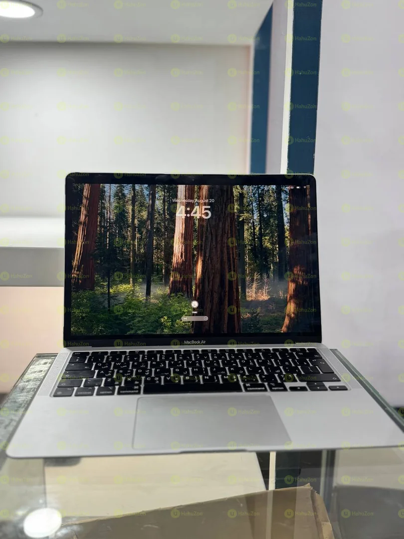 Apple Macbook Air M1 Chip