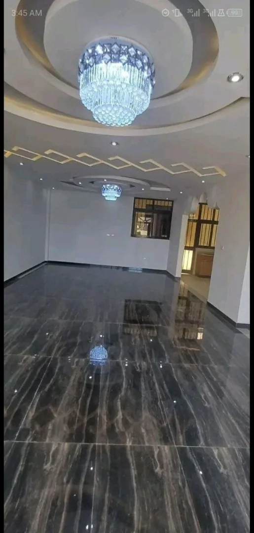 250 ካሬ የሚሸጥ ጂ+2 ቤት በሰሚት