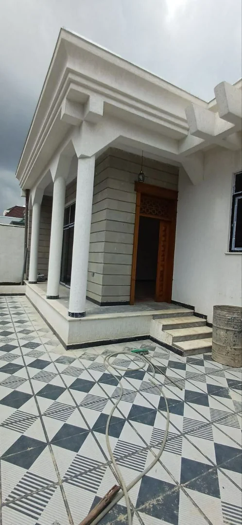 225 ካሬ የሚሸጥ ዘመናዊ ቪላ ቤት በአያት