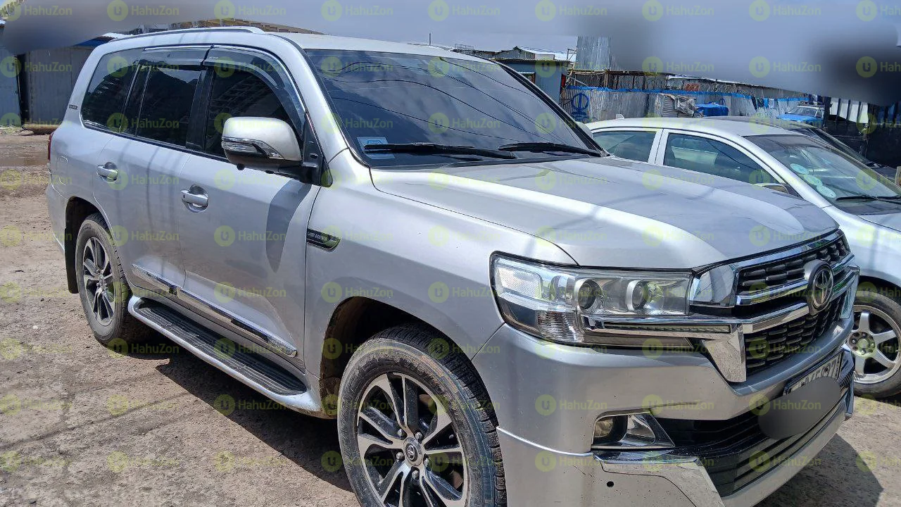 2009 Model-Toyota LandCruiser V8