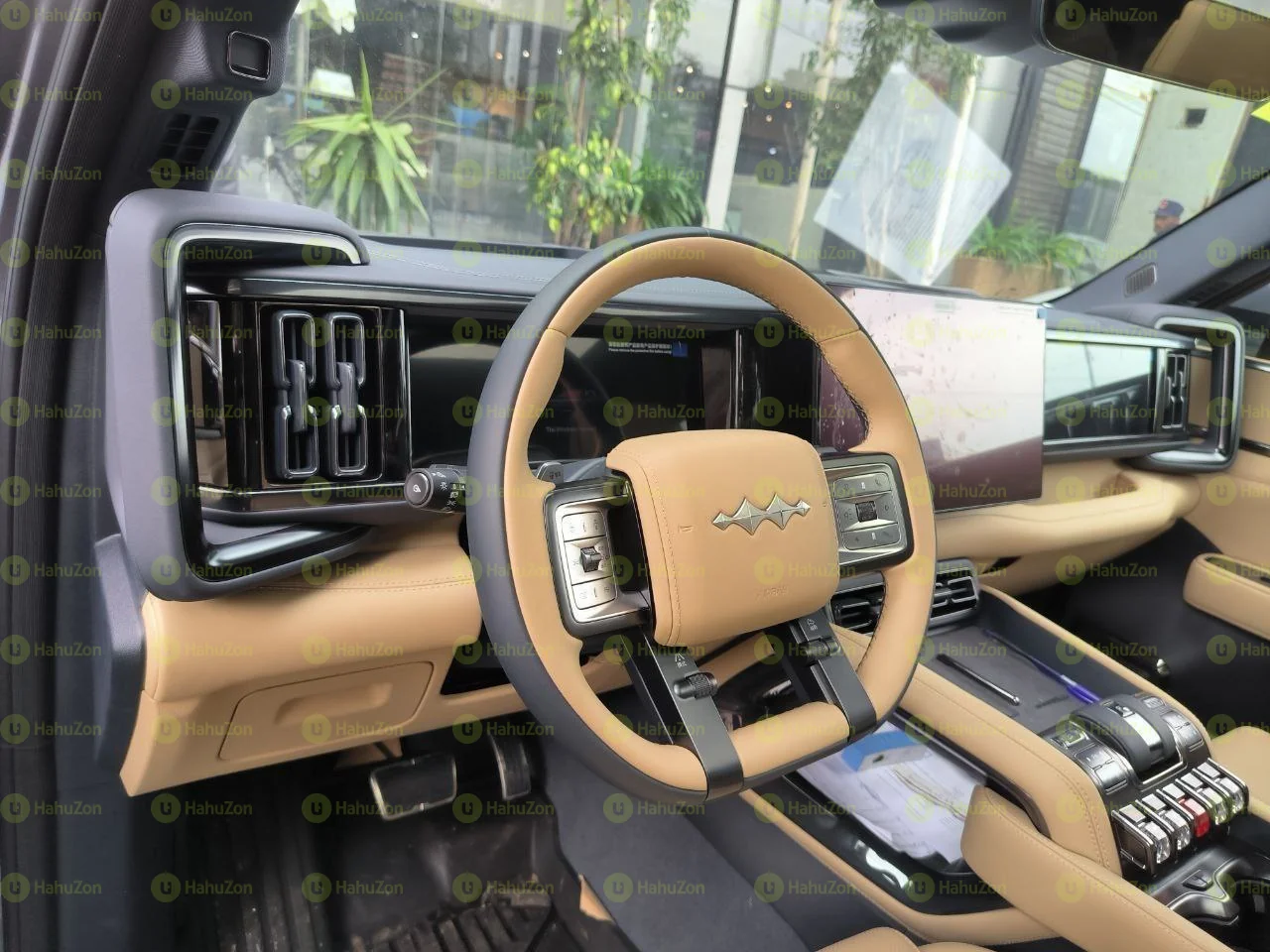 2025 Model-BYD Leopard 5