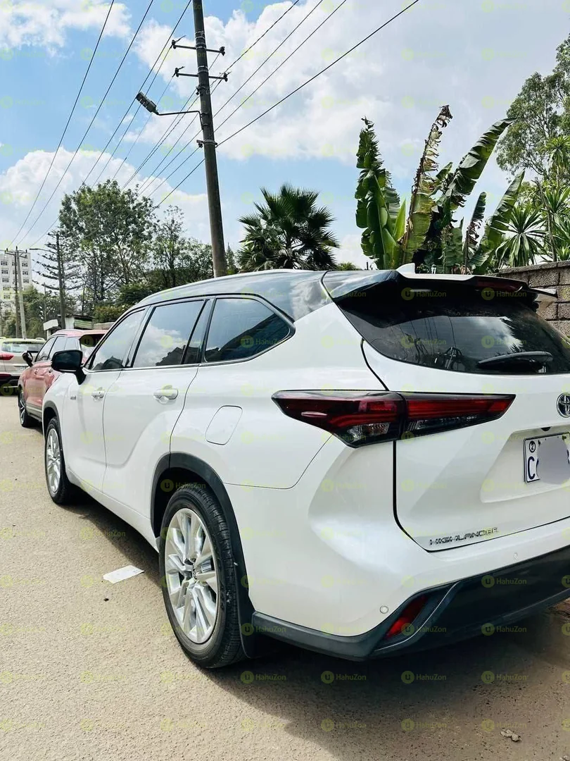 2-24 Model-Toyota Highlander