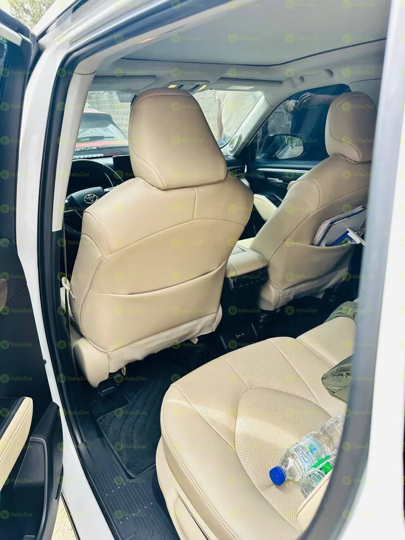 2-24 Model-Toyota Highlander