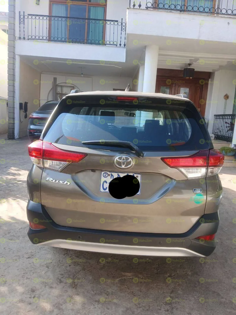 2022 Model-Toyota Rush (S)