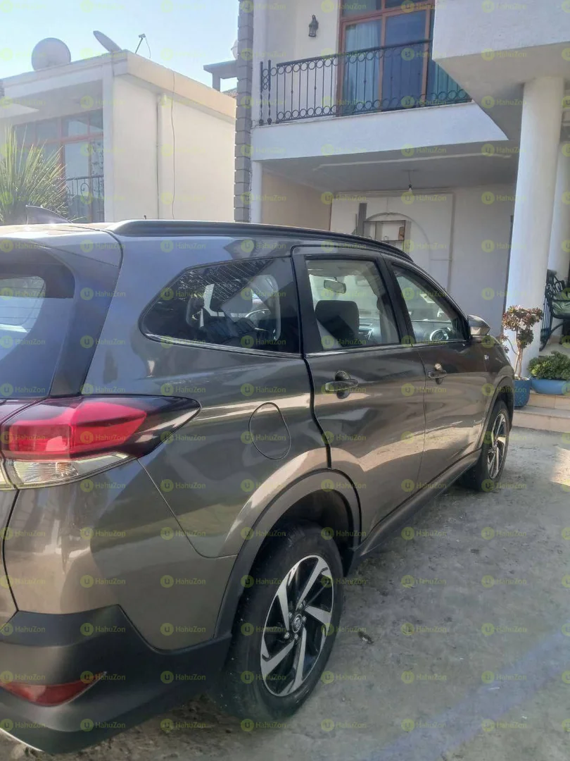 2022 Model-Toyota Rush (S)