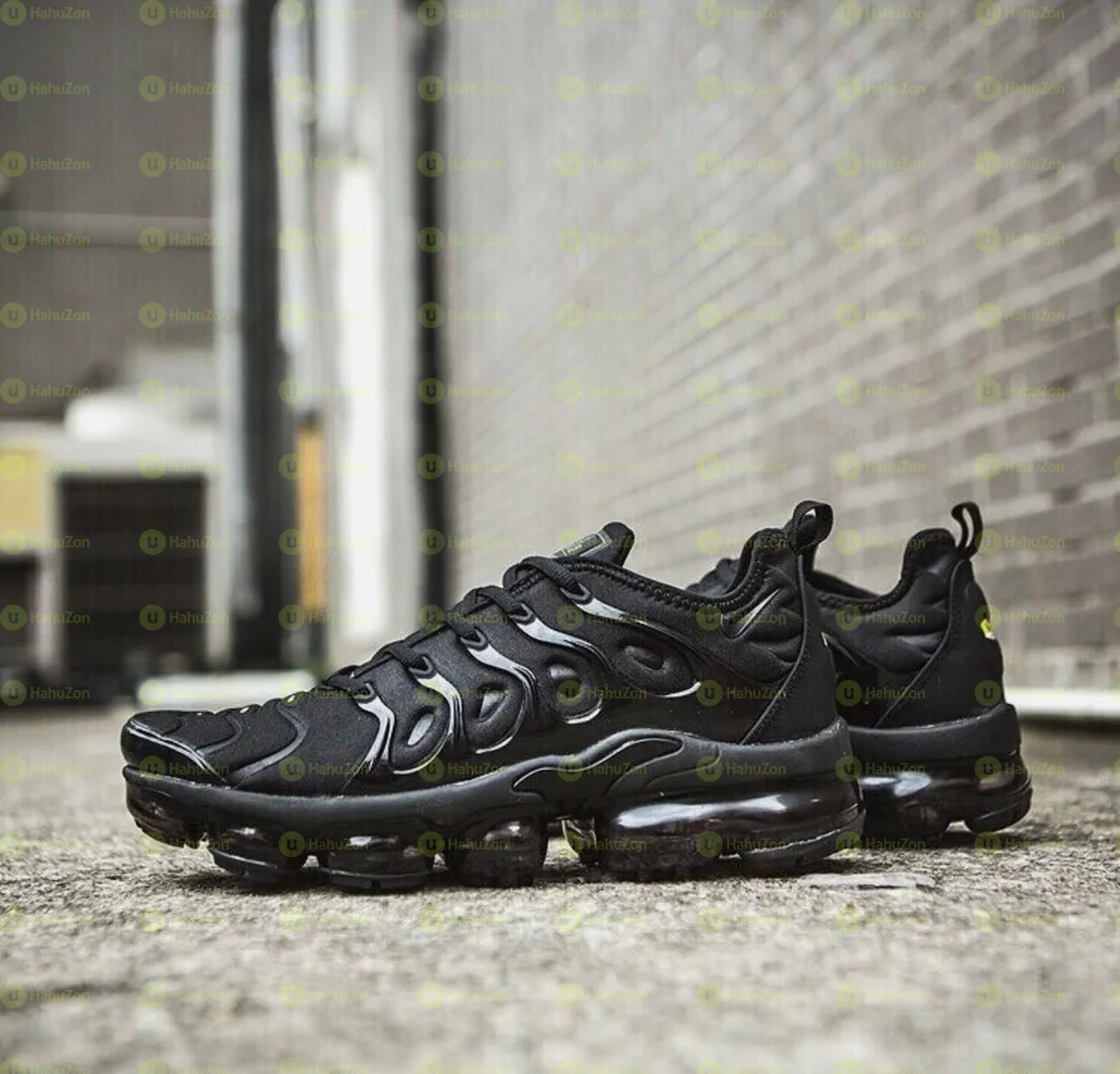 NlKE Air Vapormax Plus Triple Black Men's Shoes