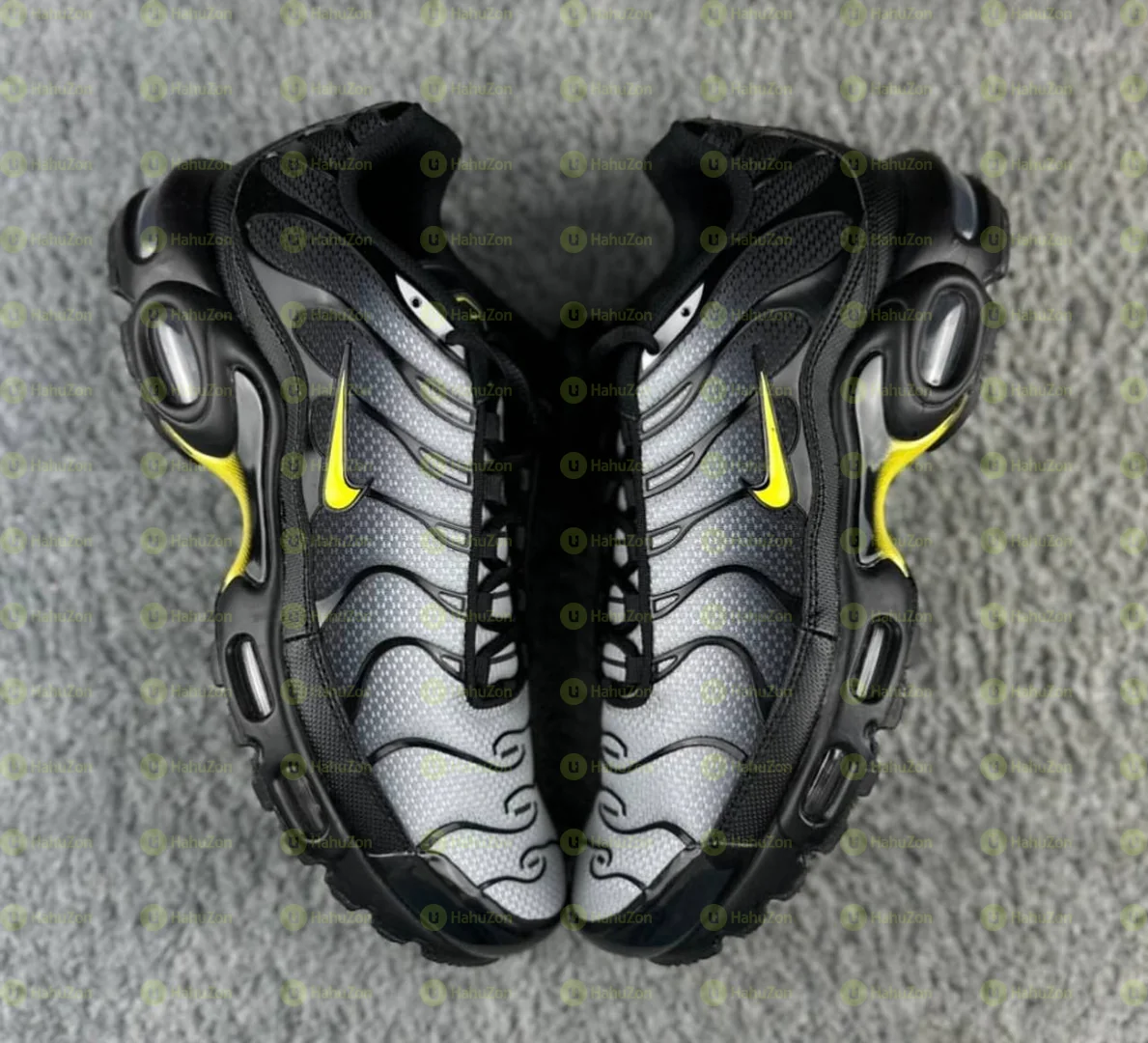 Nike Air Max Plus TN Triple Black Low Men's Shoes