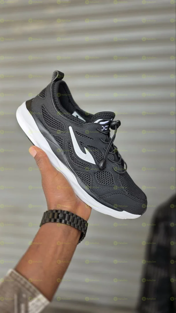 DOCO Comfortable Sneakers