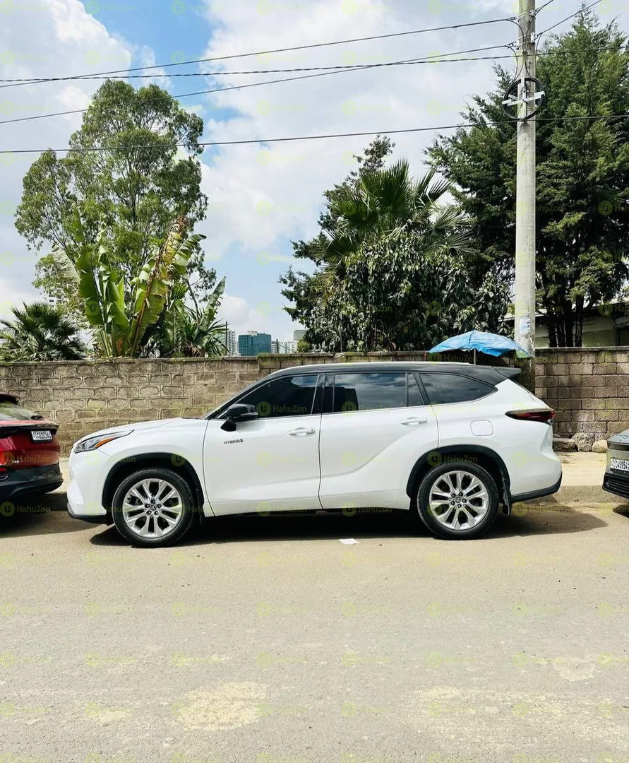 2024 Model-Toyota Highlander