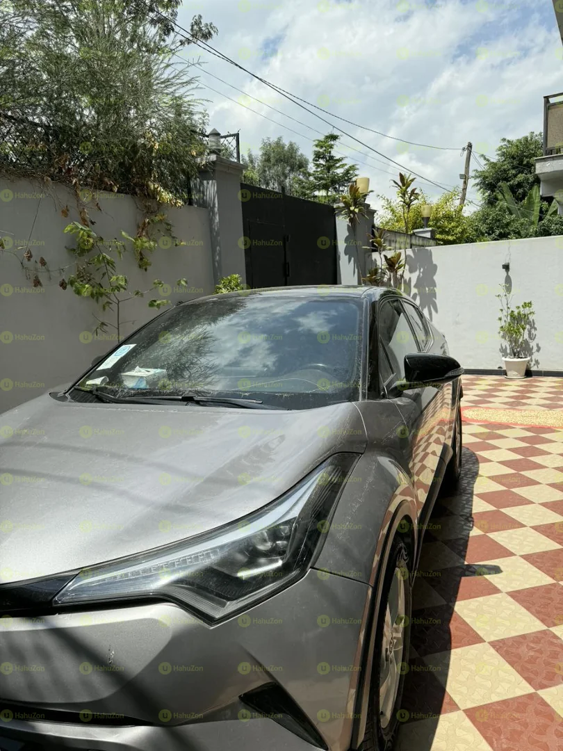 2020 Model-Toyota CHR