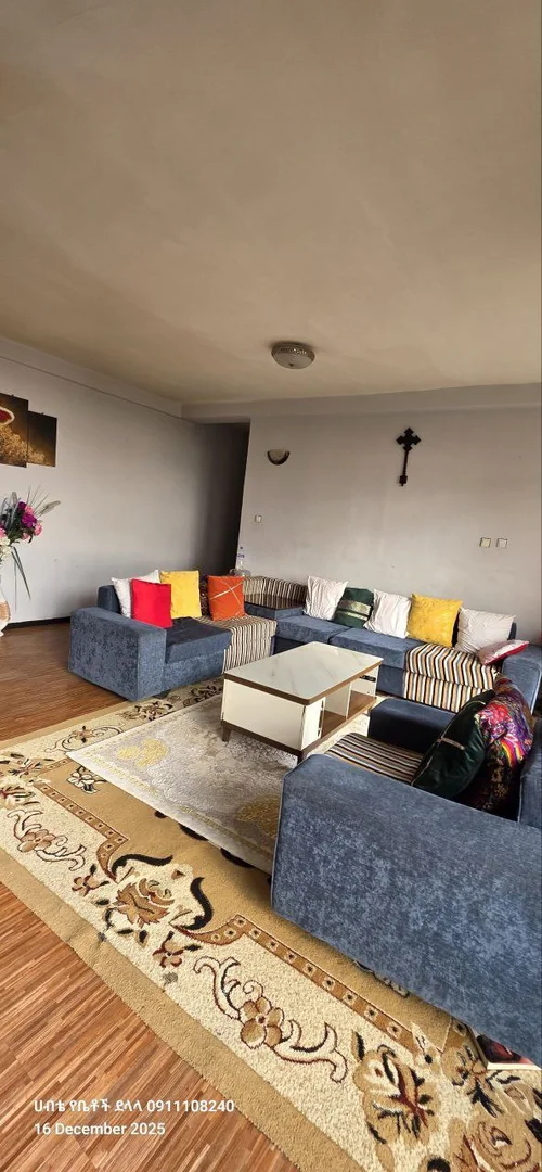 115 ካሬ የሚሸጥ አፓርትመንት በየተባበሩት