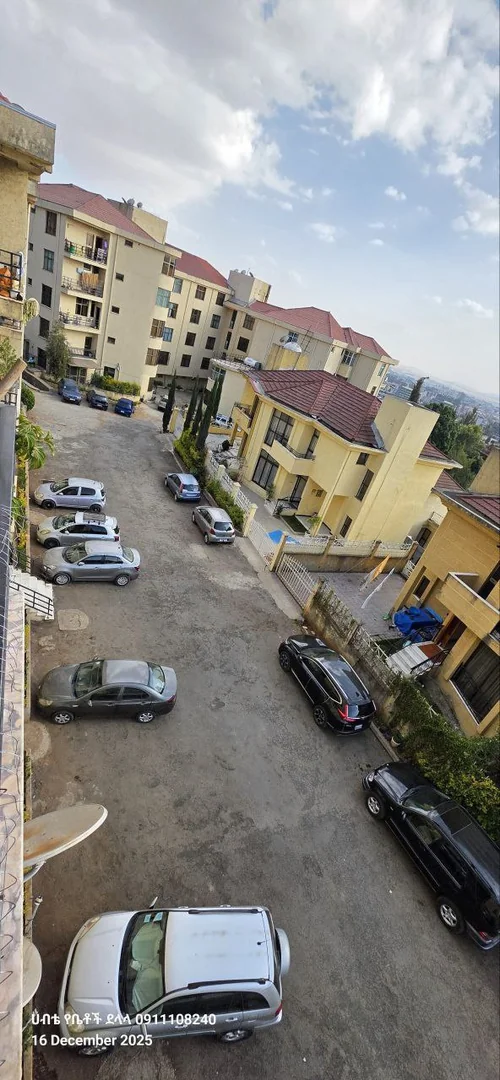 115 ካሬ የሚሸጥ አፓርትመንት በየተባበሩት