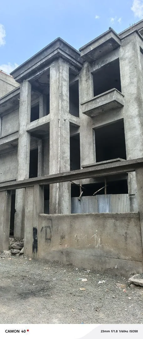 200 ካሬ የሚሸጥ ቤት በአያት