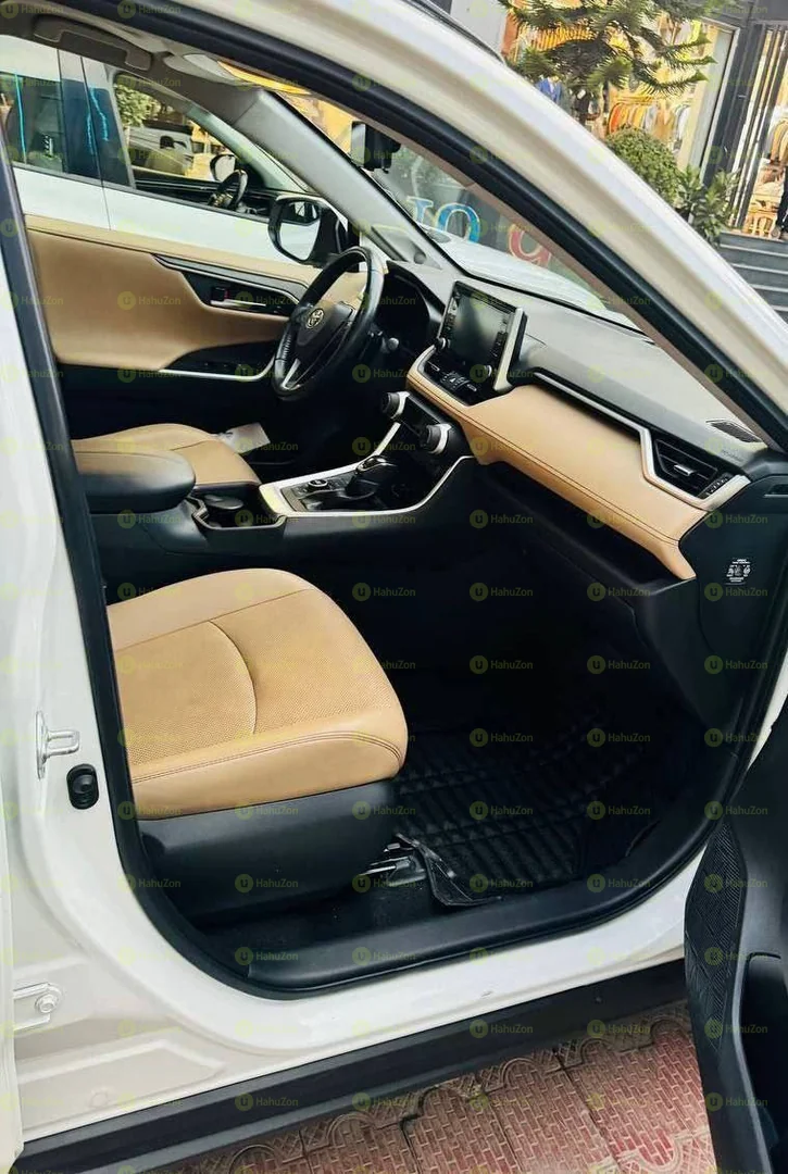 2020 Model-Toyota Rav4