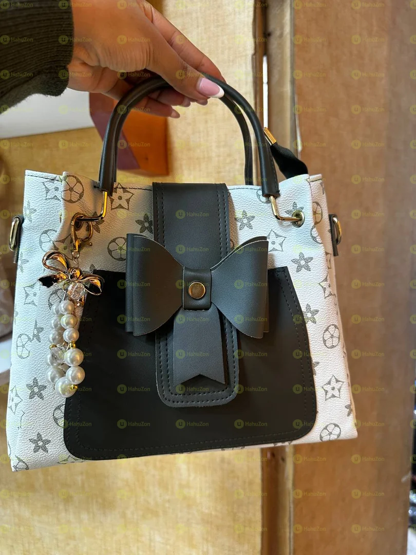 Louis Vuitton Leather Women's Bag